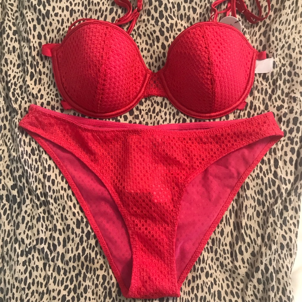 Bra and underwear set